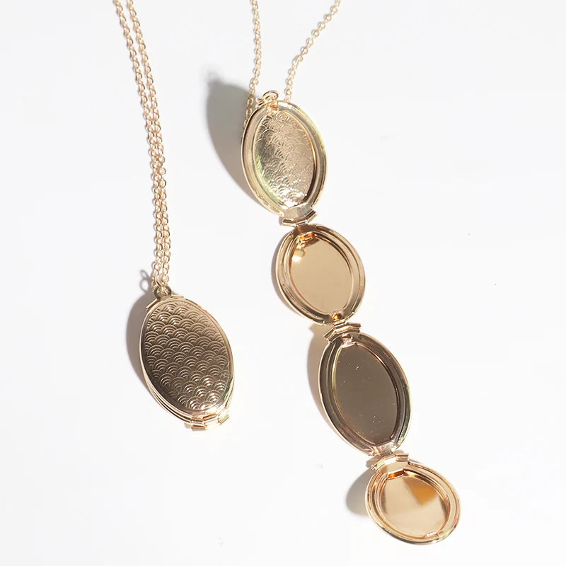 "Collier médaillon photo VICT BOOK"