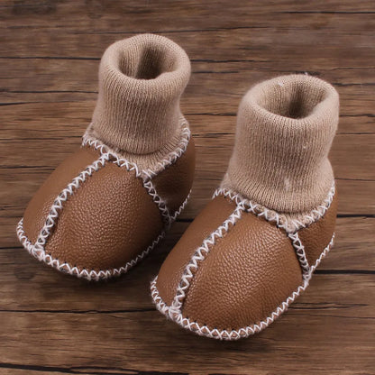 👶Chaussettes chaudes en fourrure pour bébé